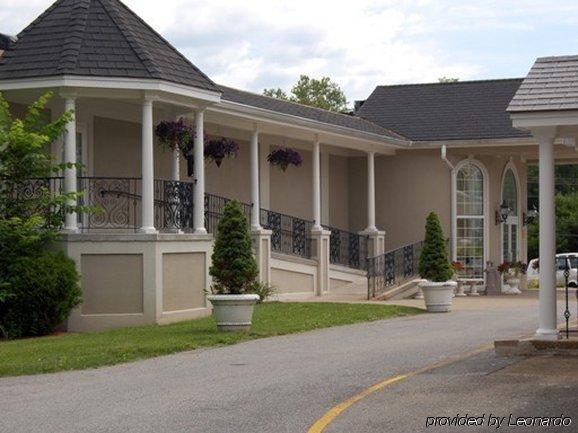 Inn At Arbor Ridge Hotel And Conference Center Hopewell Junction Eksteriør bilde
